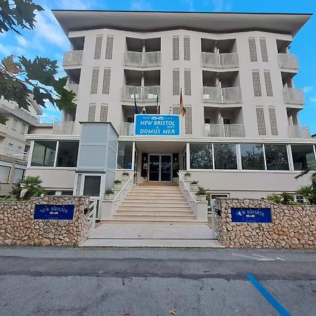 New Bristol Sport Hotel Чезенатико Экстерьер фото