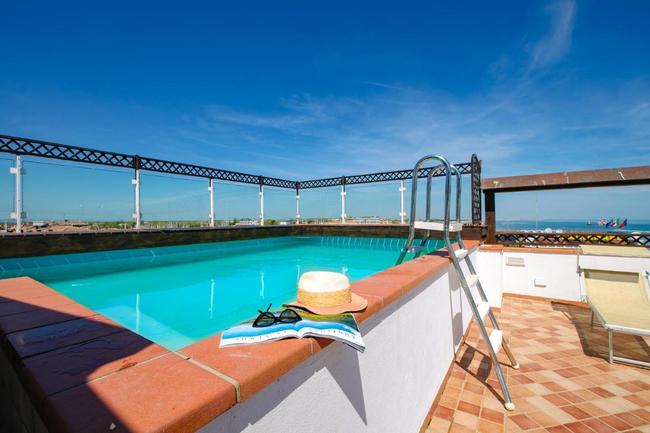 New Bristol Sport Hotel Чезенатико Экстерьер фото