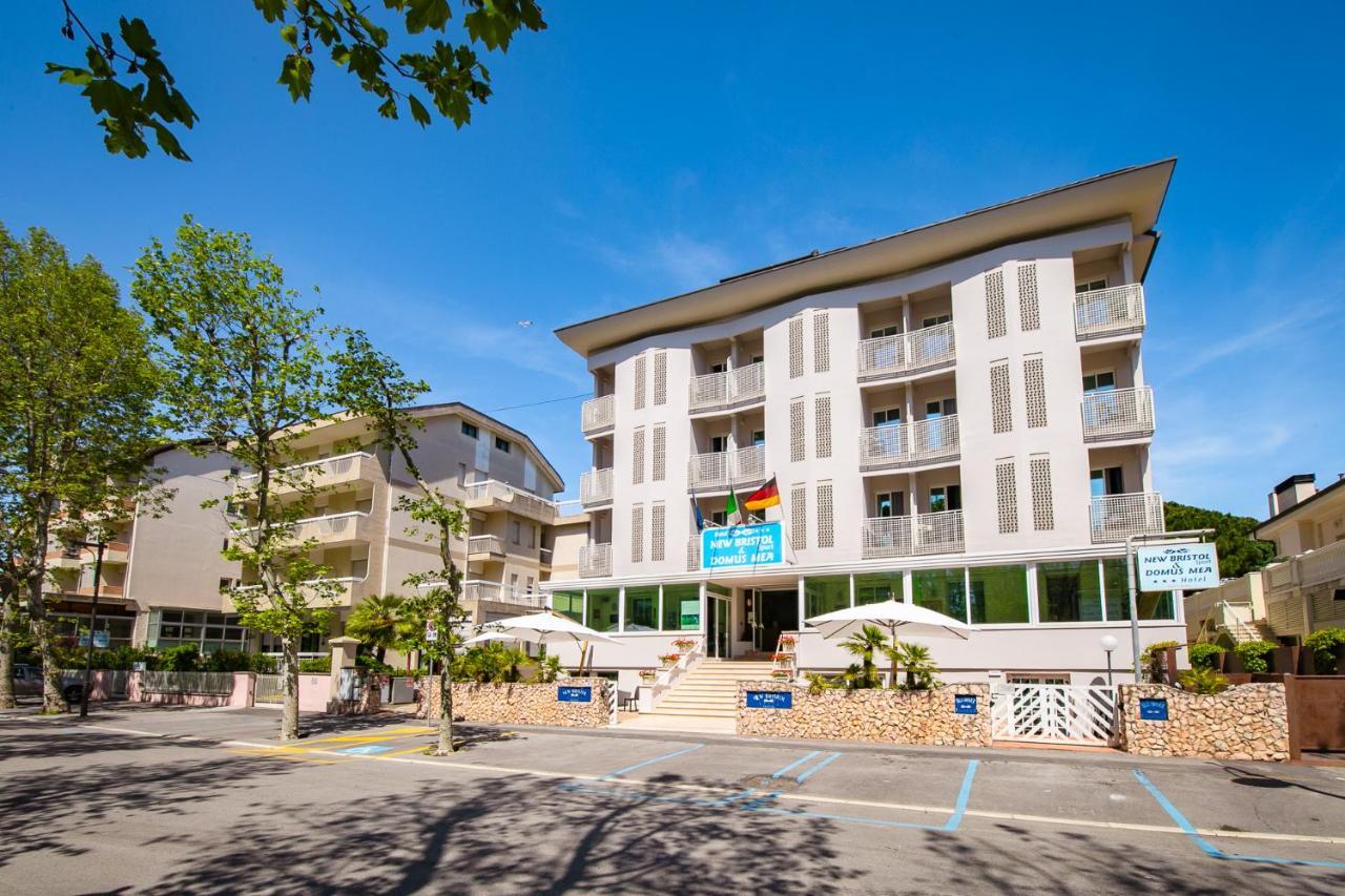 New Bristol Sport Hotel Чезенатико Экстерьер фото