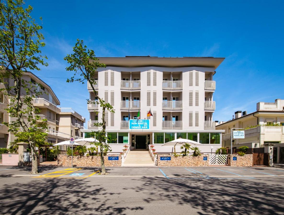 New Bristol Sport Hotel Чезенатико Экстерьер фото